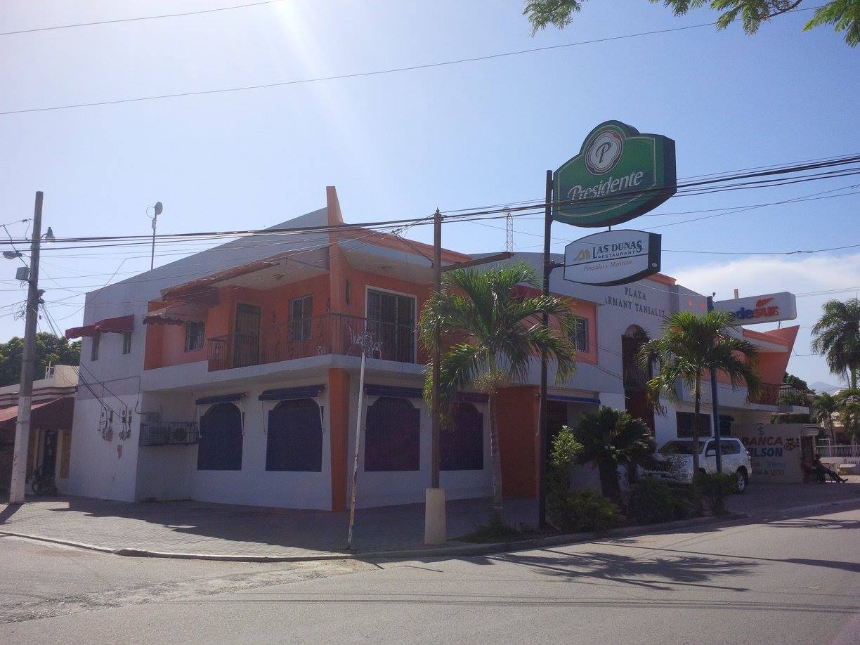 Plaza Armani Minimarket