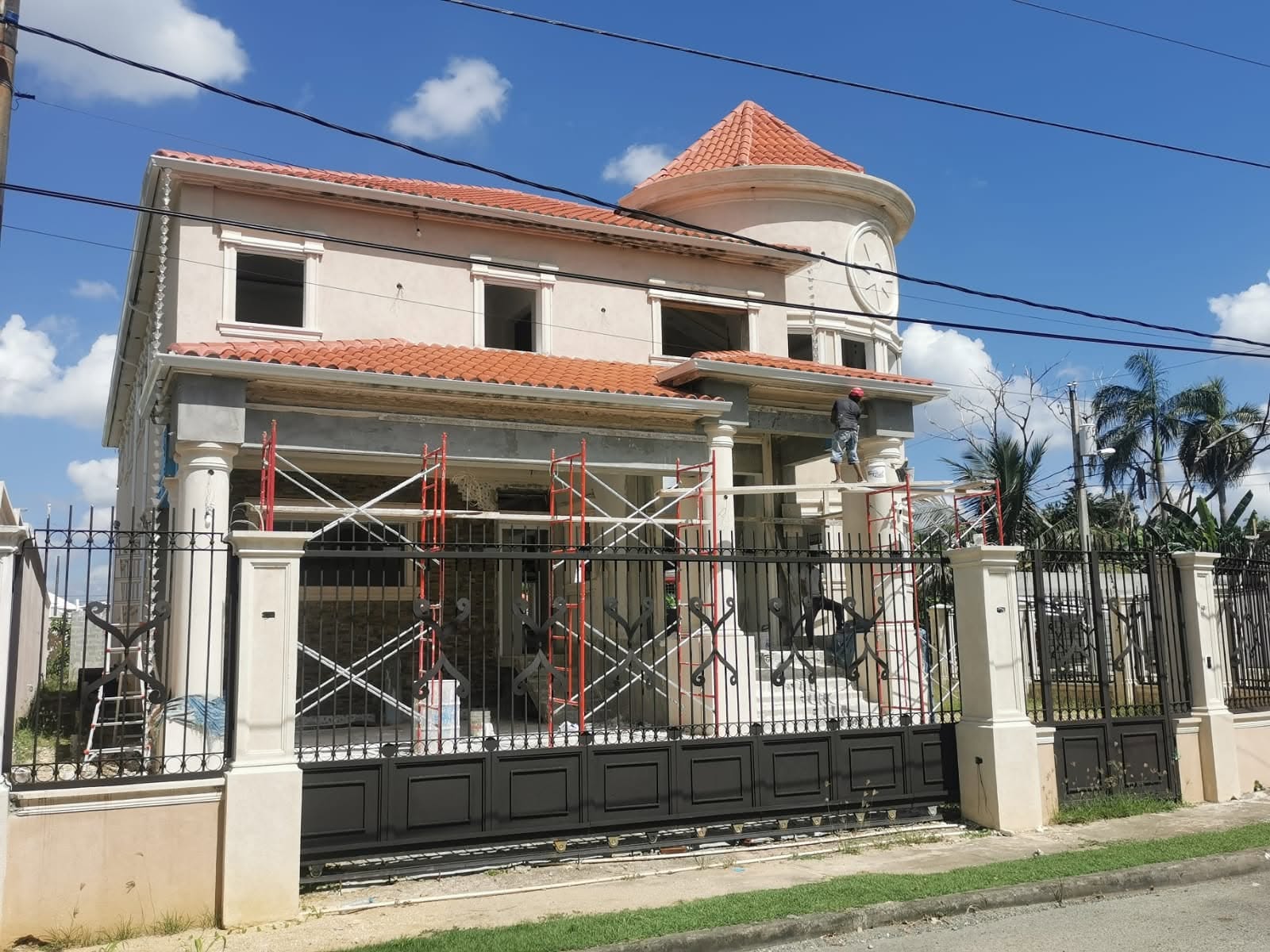 Villa clásica — en obra
